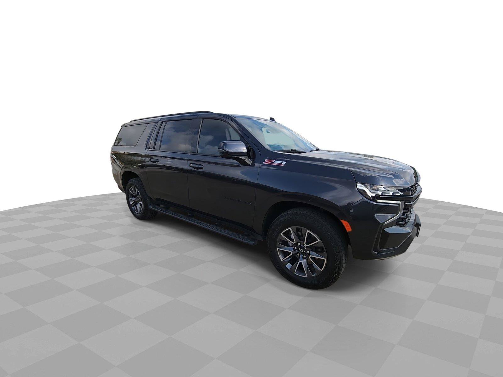 Used 2023 Chevrolet Suburban Z71 w/ Luxury Package AWD/4WD image 2