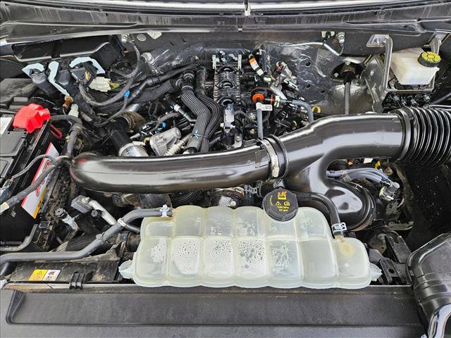 Used 2024 Ford Expedition XLT AWD/4WD image 23