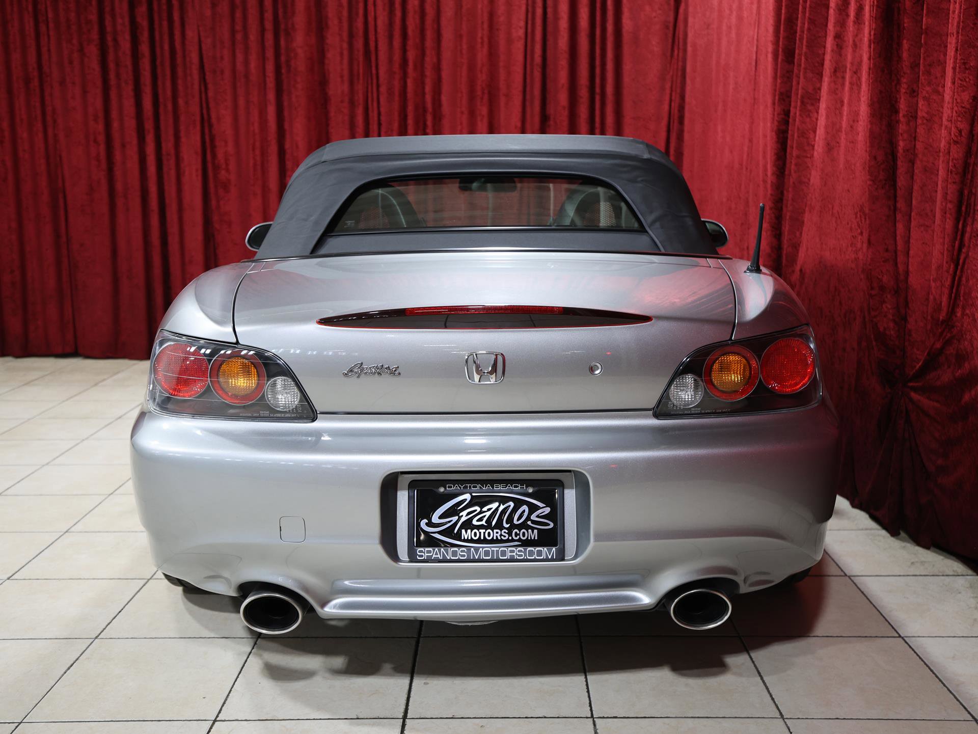 Used 2004 Honda S2000 image 12