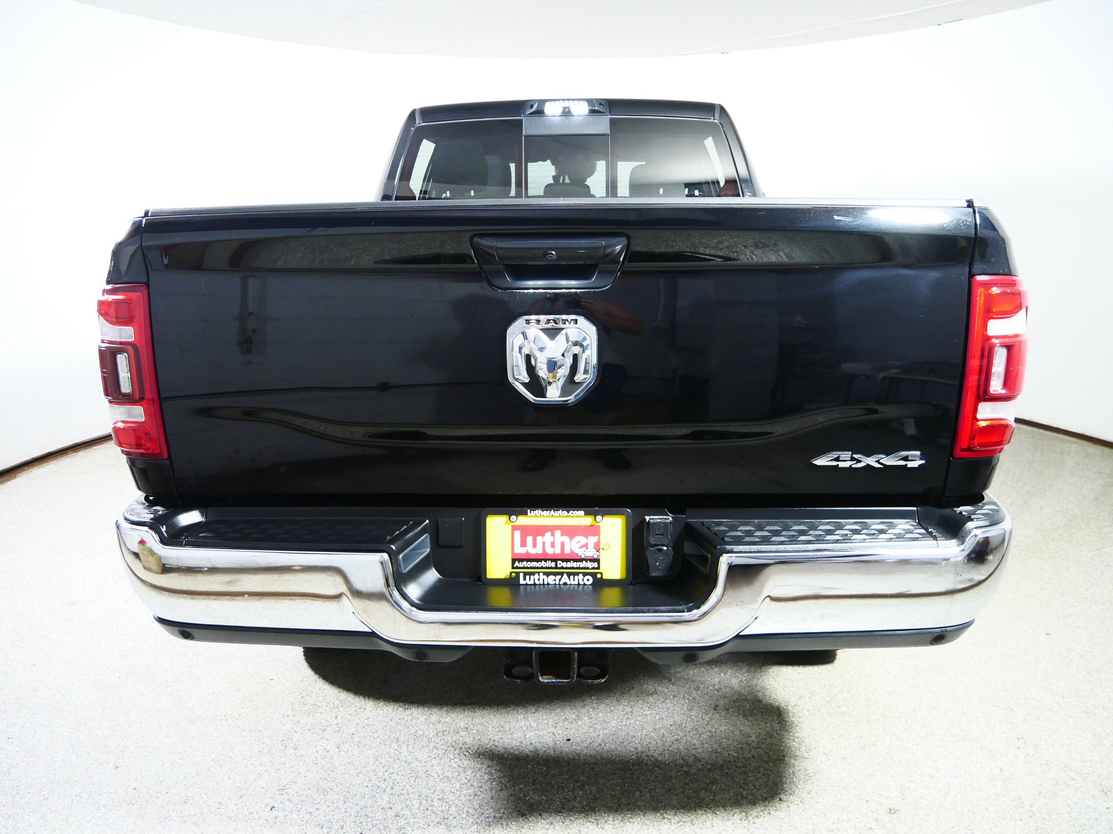 Used 2024 RAM 2500 Tradesman w/ Safety Group AWD/4WD image 6