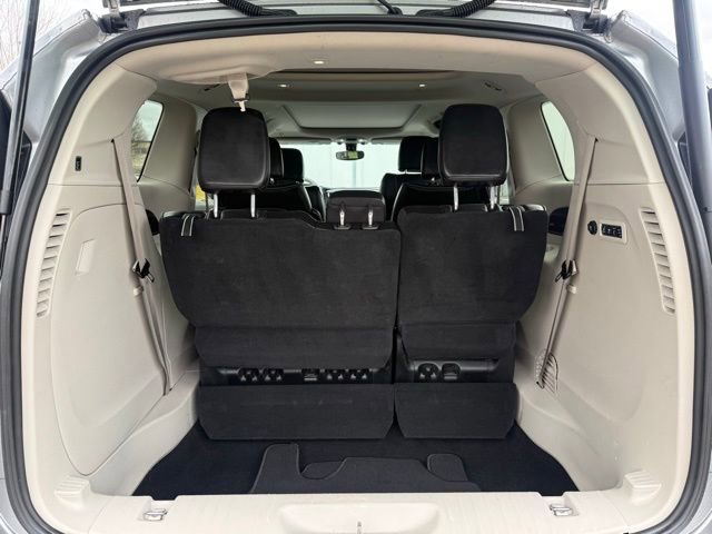 Used 2020 Chrysler Pacifica Limited image 5