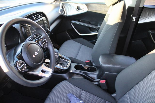 Certified 2024 Kia Soul LX w/ Option Group 015 image 6