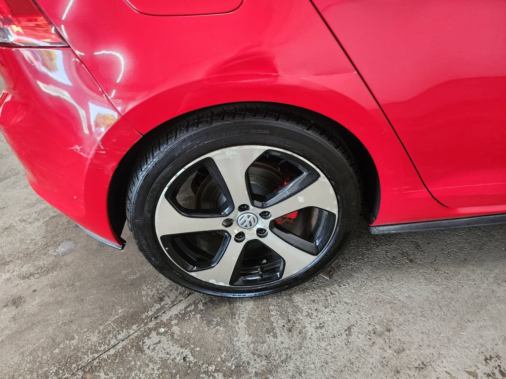 Used 2015 Volkswagen GTI S FWD image 34
