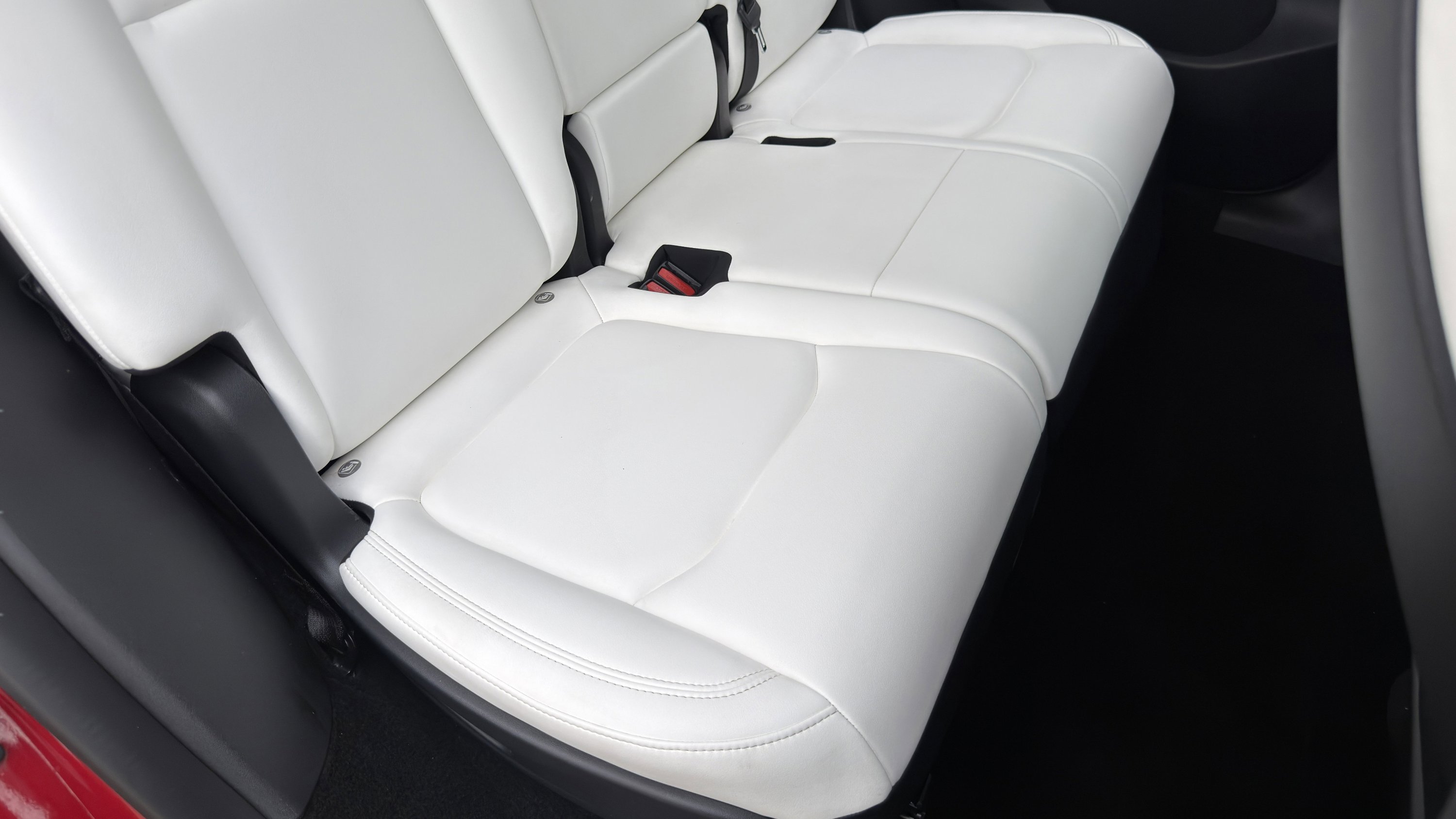 Used 2021 Tesla Model Y Long Range image 38