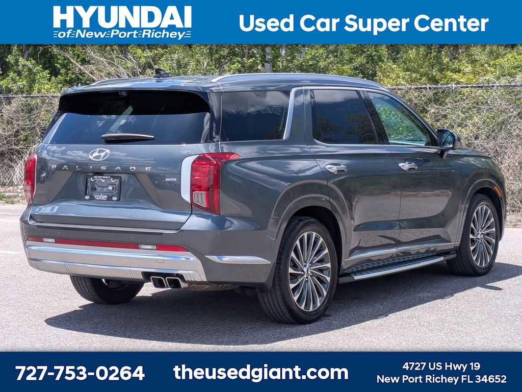 Used 2023 Hyundai Palisade Calligraphy AWD/4WD image 5