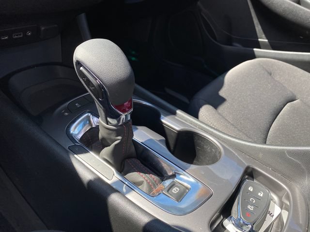 Used 2025 Chevrolet Malibu RS FWD image 13