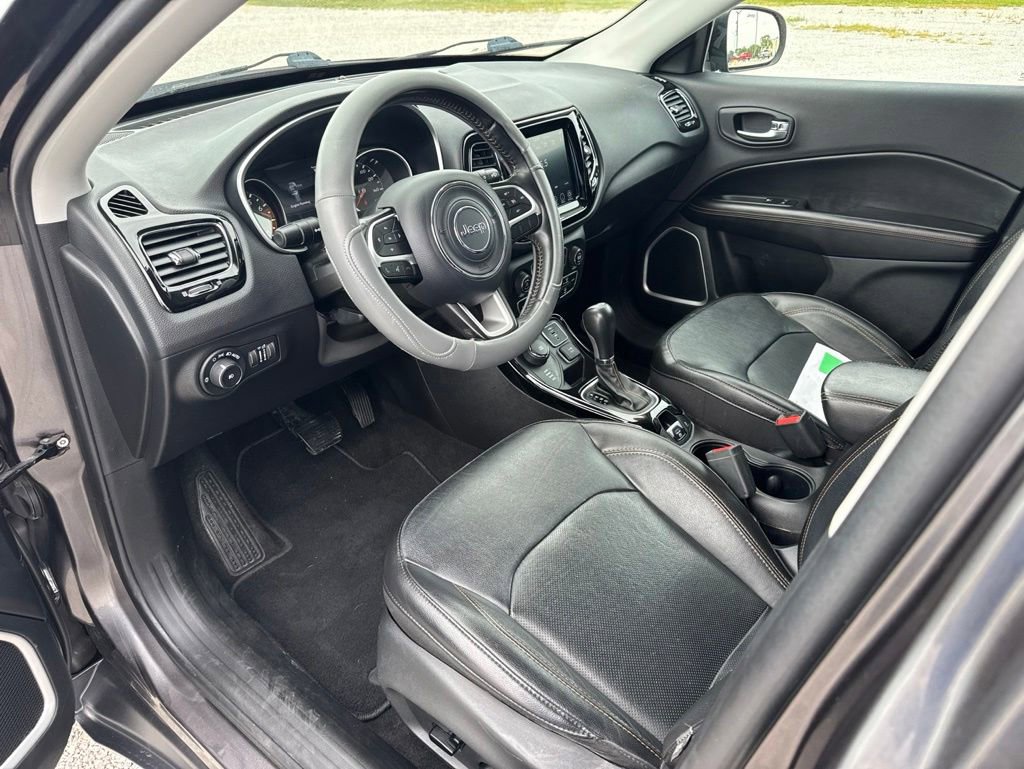 Used 2020 Jeep Compass Limited AWD/4WD image 17