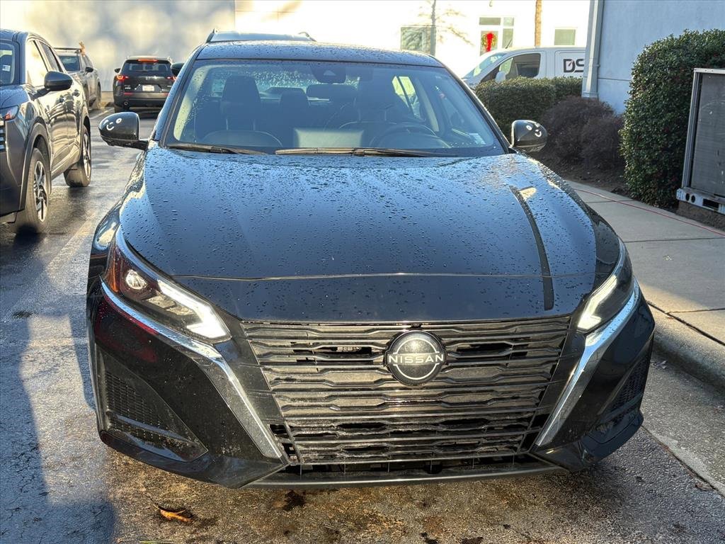 Used 2023 Nissan Altima 2.5 SL image 3