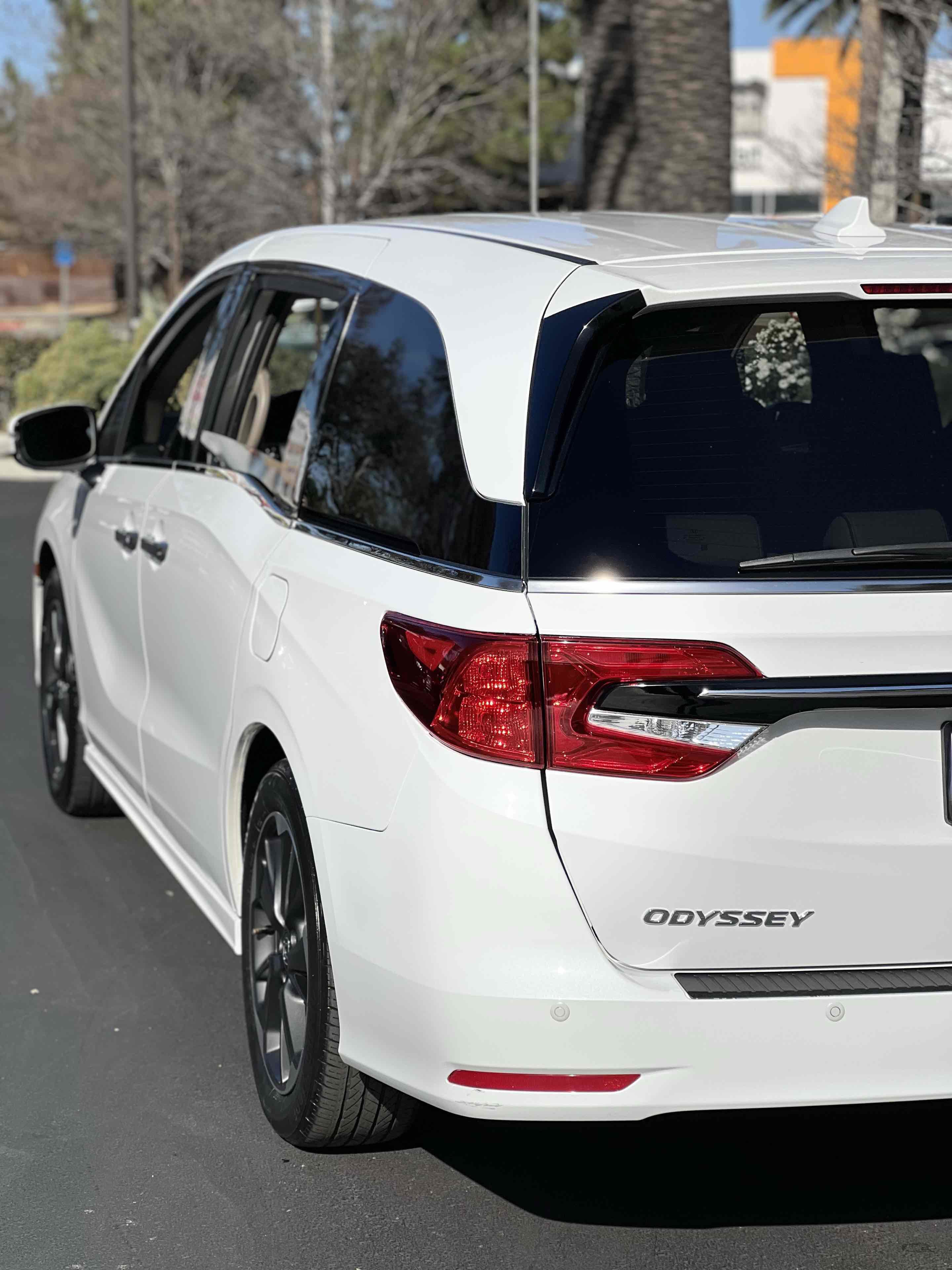 Used 2023 Honda Odyssey Elite image 61