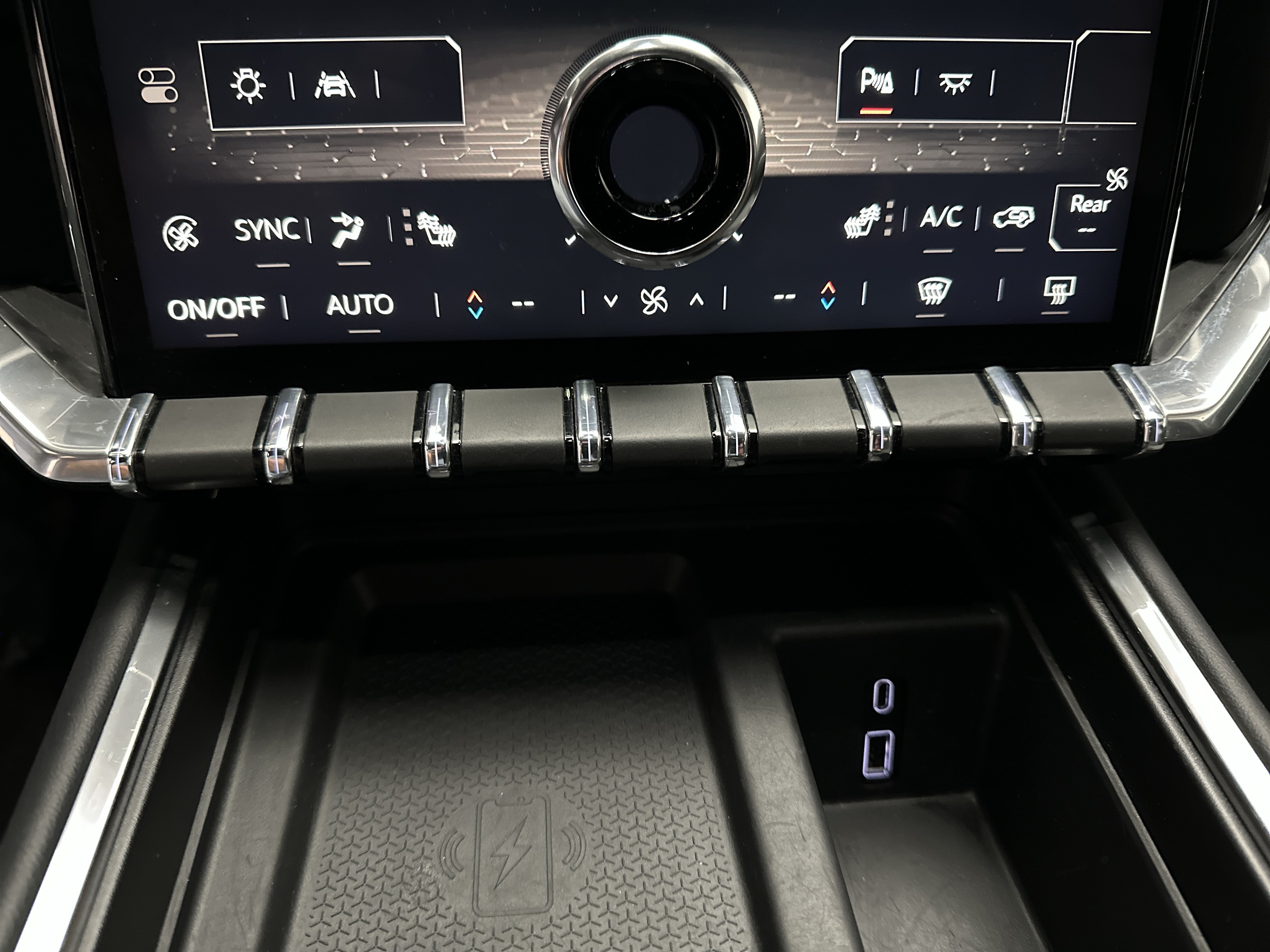 Used 2025 GMC Acadia Elevation FWD image 36