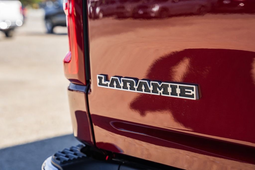 Used 2025 RAM 1500 Laramie image 8