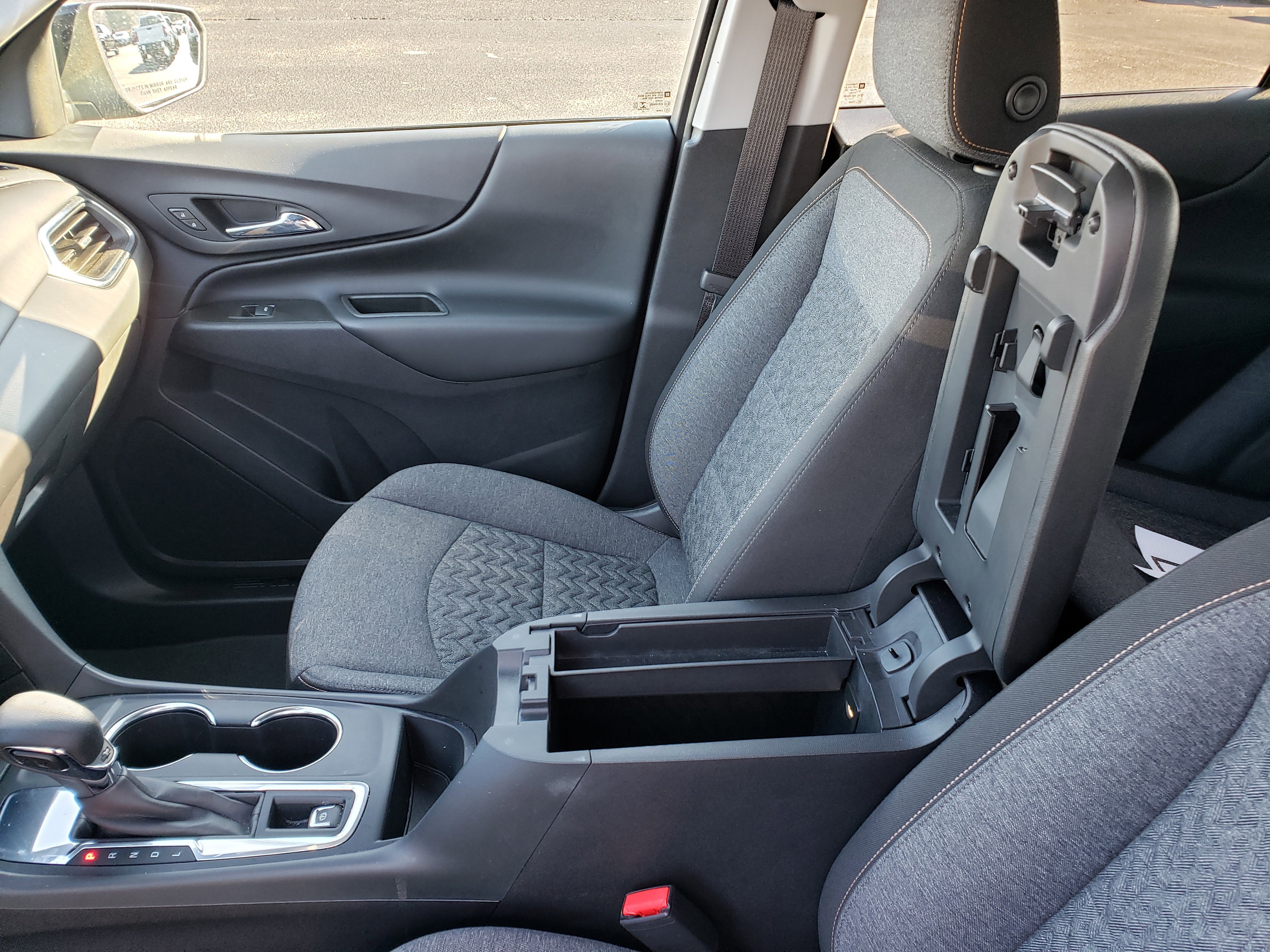 Used 2022 Chevrolet Equinox LT w/ Driver Convenience Package image 30