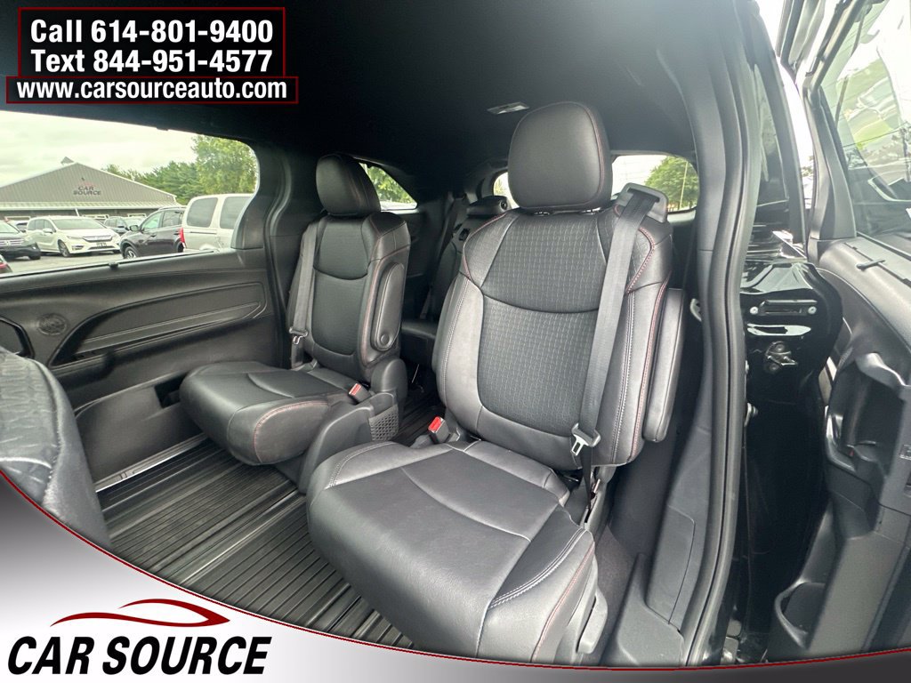 Used 2026 Toyota Sienna XSE FWD image 8