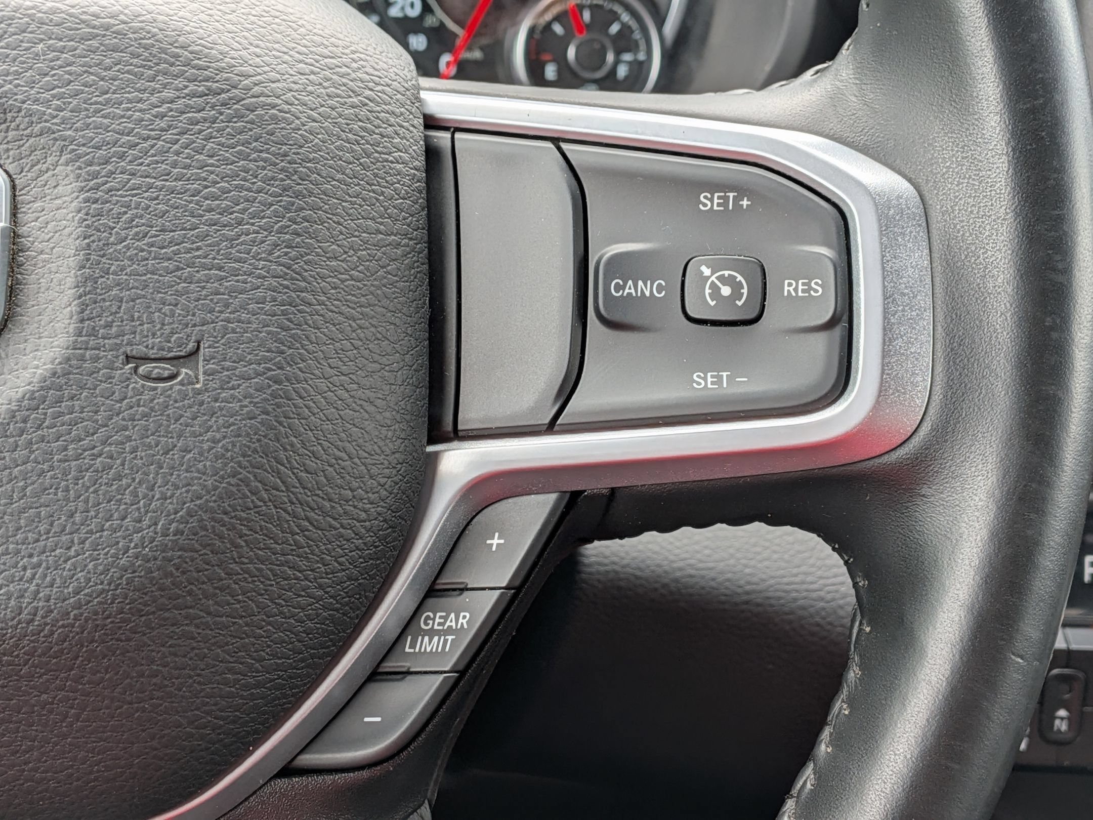 Used 2024 RAM 2500 Big Horn AWD/4WD image 19