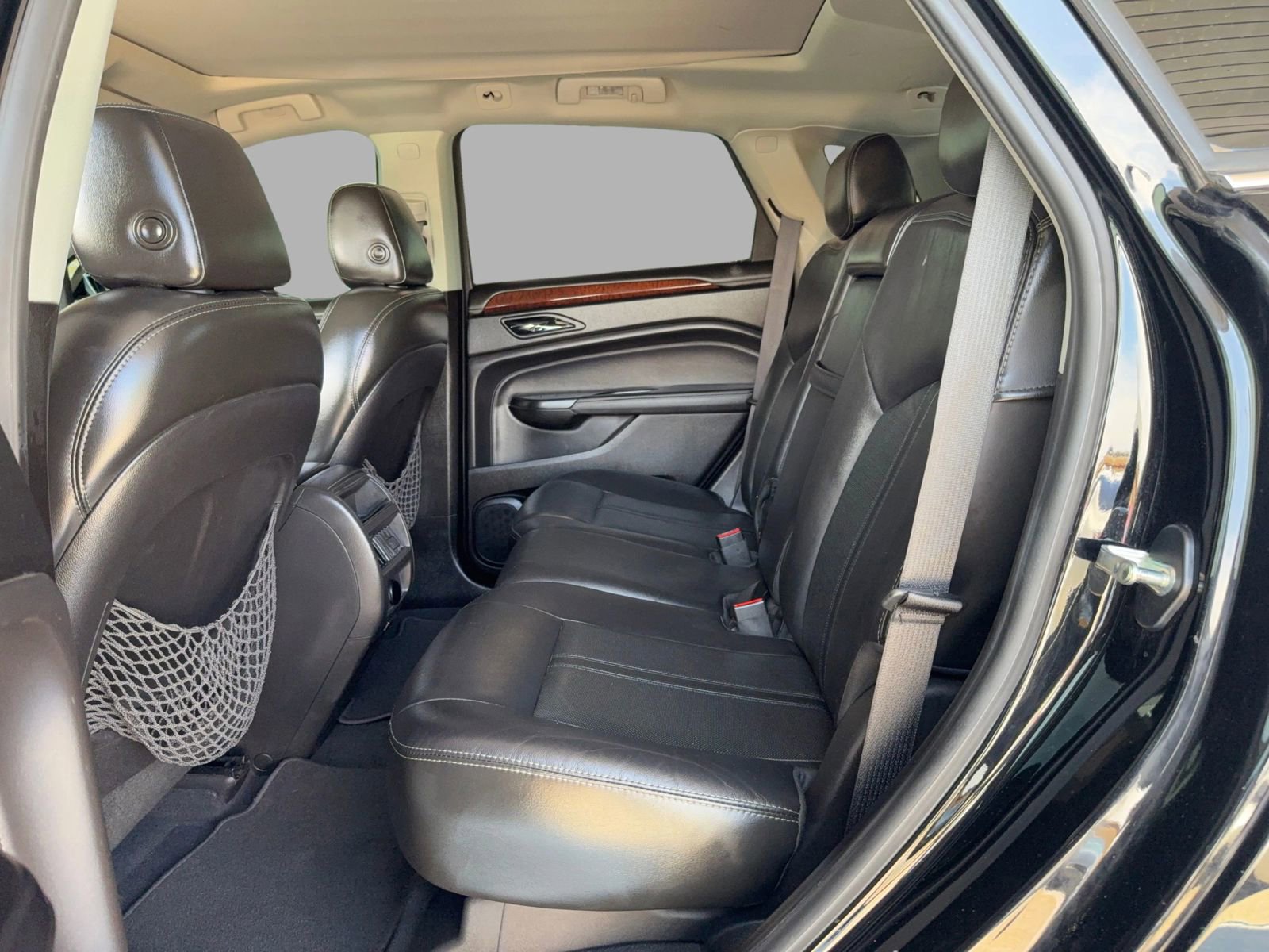 Used 2016 Cadillac SRX Luxury w/ Driver Awareness Package FWD image 26
