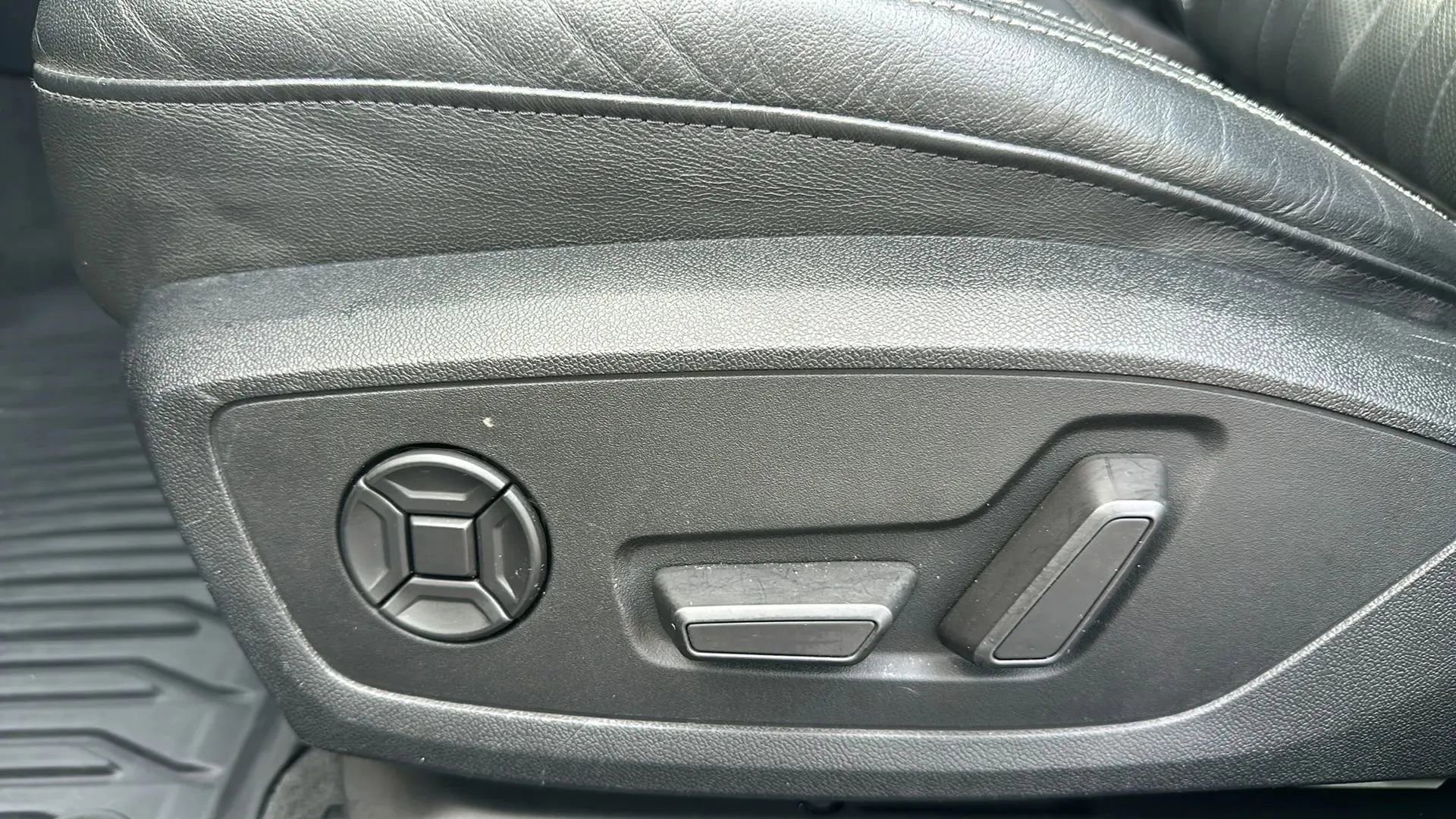 Used 2019 Audi A6 3.0T Premium Plus image 13