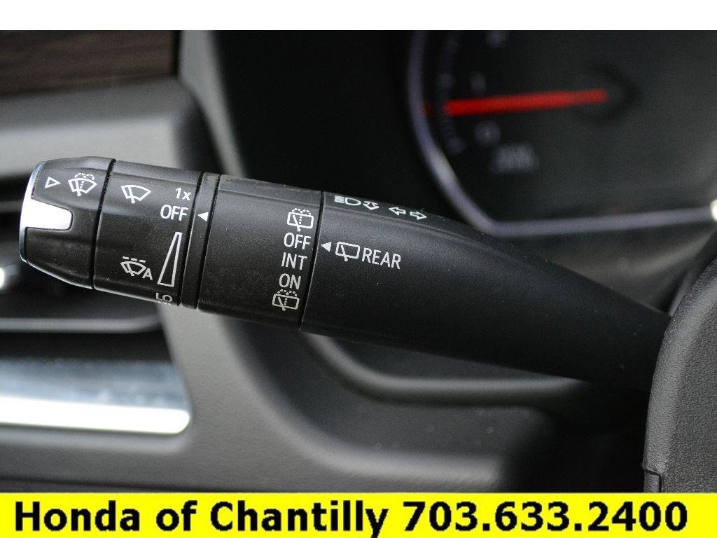 Used 2021 Chevrolet Suburban Z71 image 22