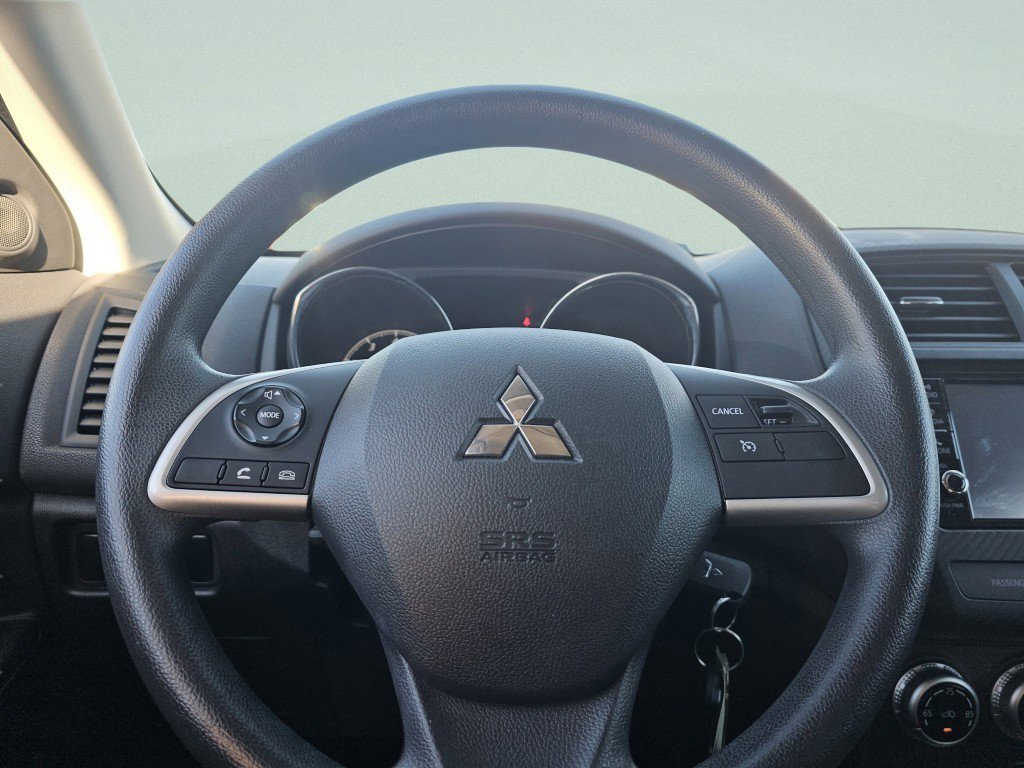 Used 2023 Mitsubishi Outlander Sport ES image 27