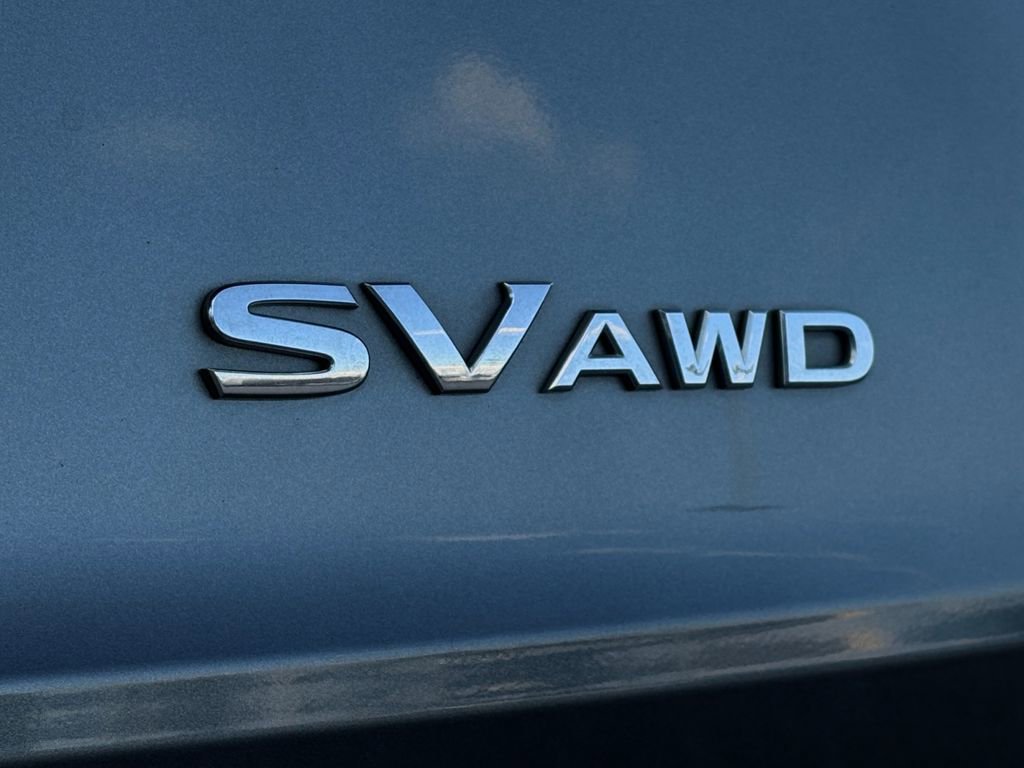 Used 2023 Nissan Rogue SV image 8