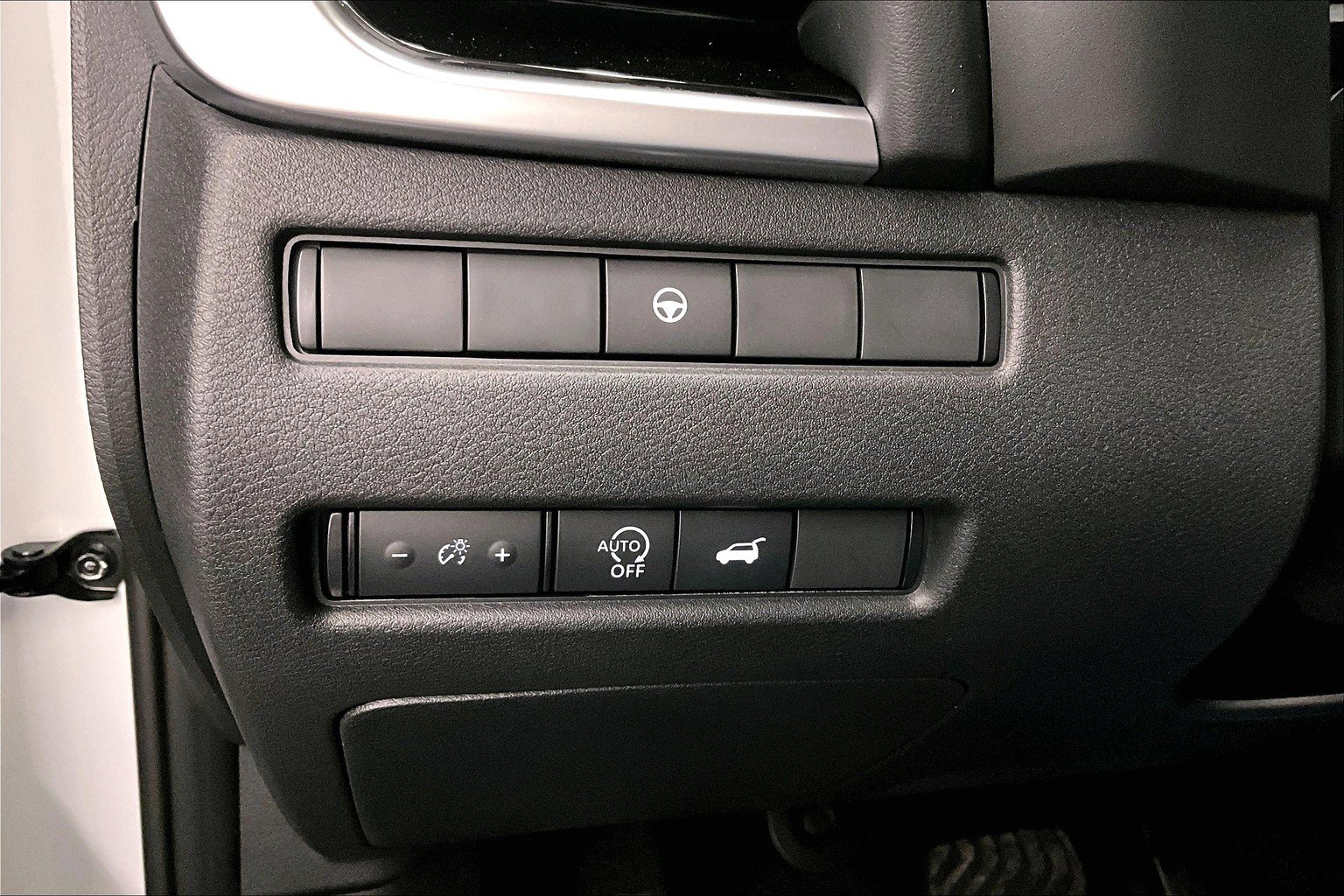 New 2025 Nissan Rogue SL AWD/4WD image 89