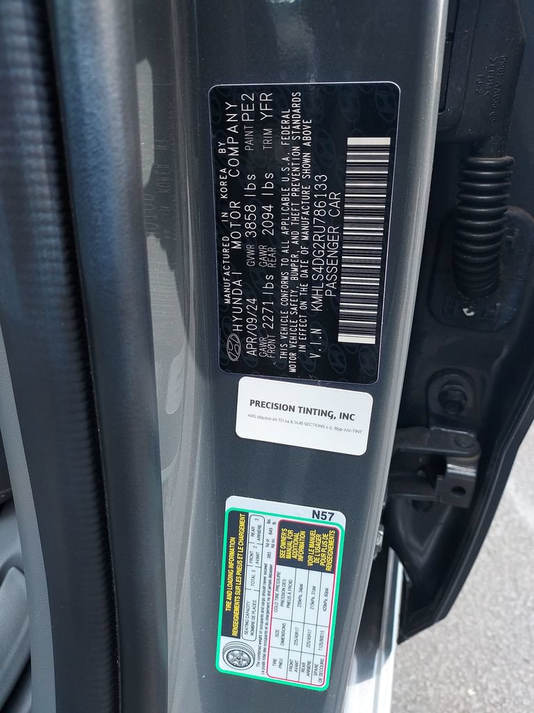Used 2024 Hyundai Elantra SEL w/ Convenience Package FWD image 25