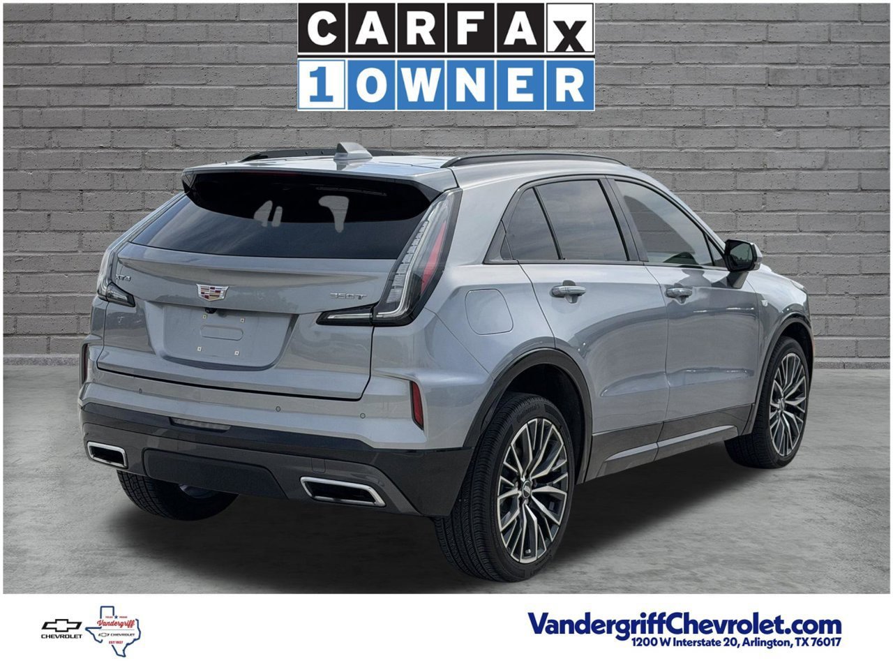 Used 2024 Cadillac XT4 Sport FWD image 4