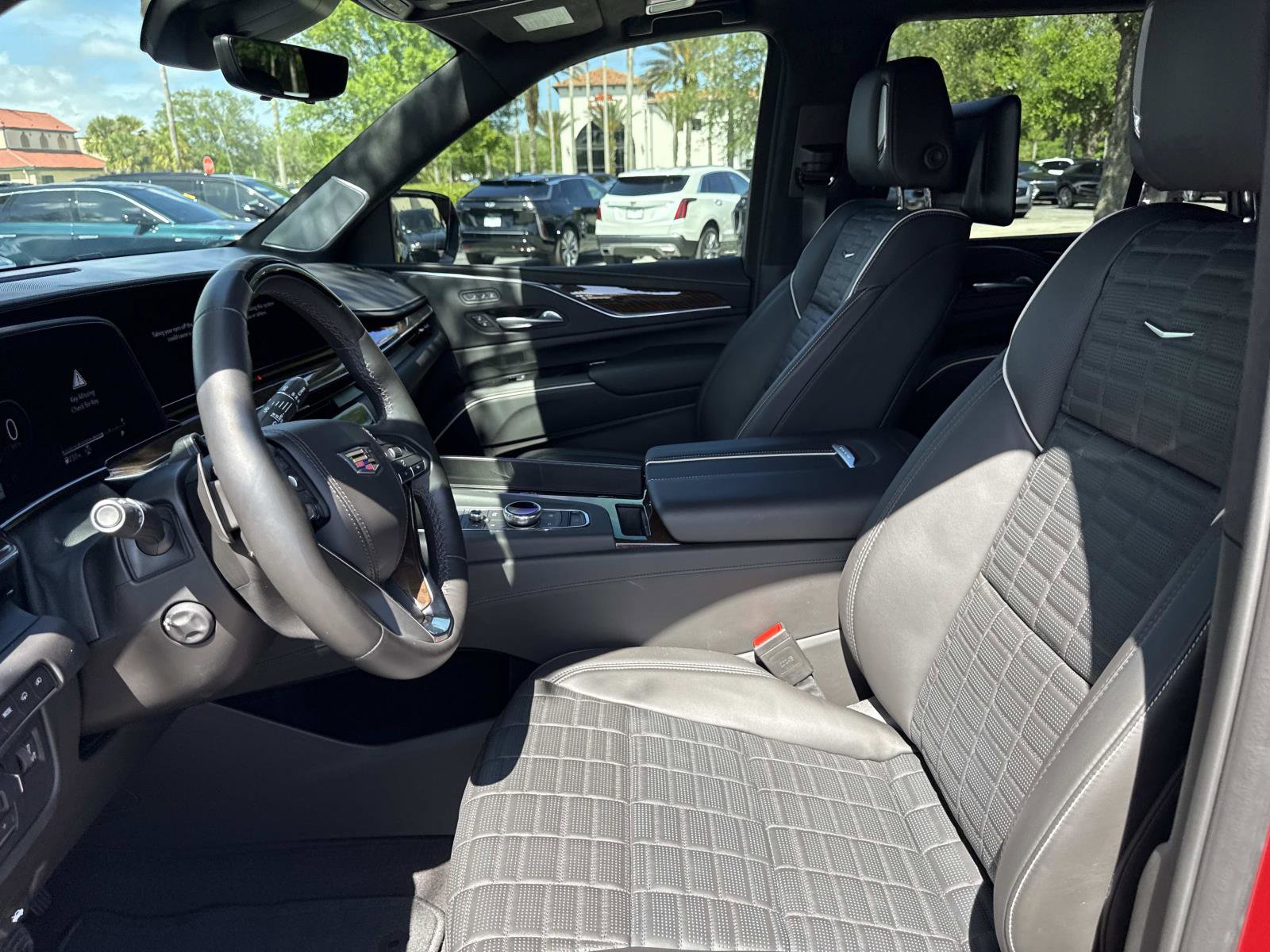 Used 2024 Cadillac Escalade Sport Platinum AWD/4WD image 22