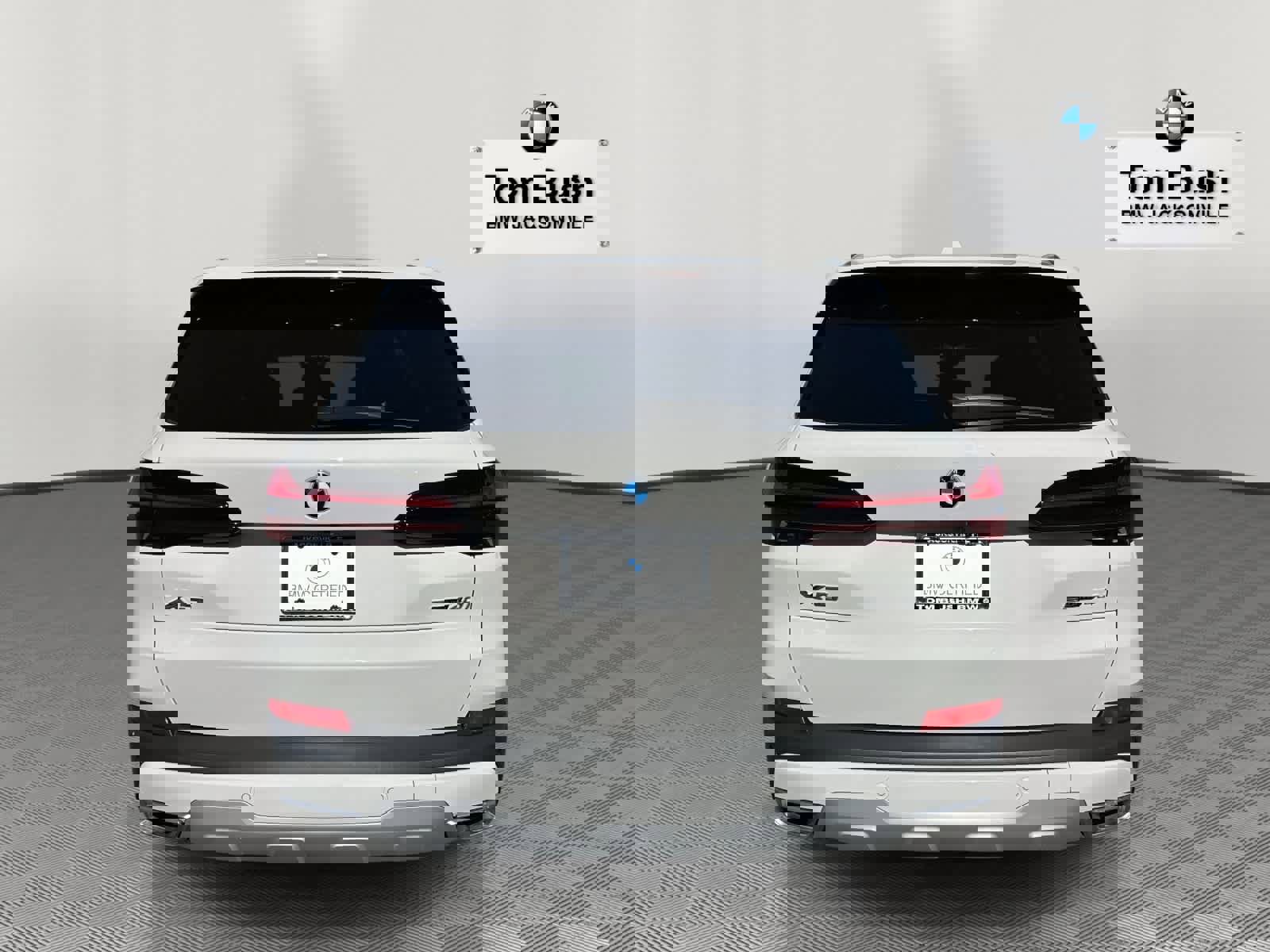 Certified 2025 BMW X5 sDrive40i w/ Parking Assistance Package image 4