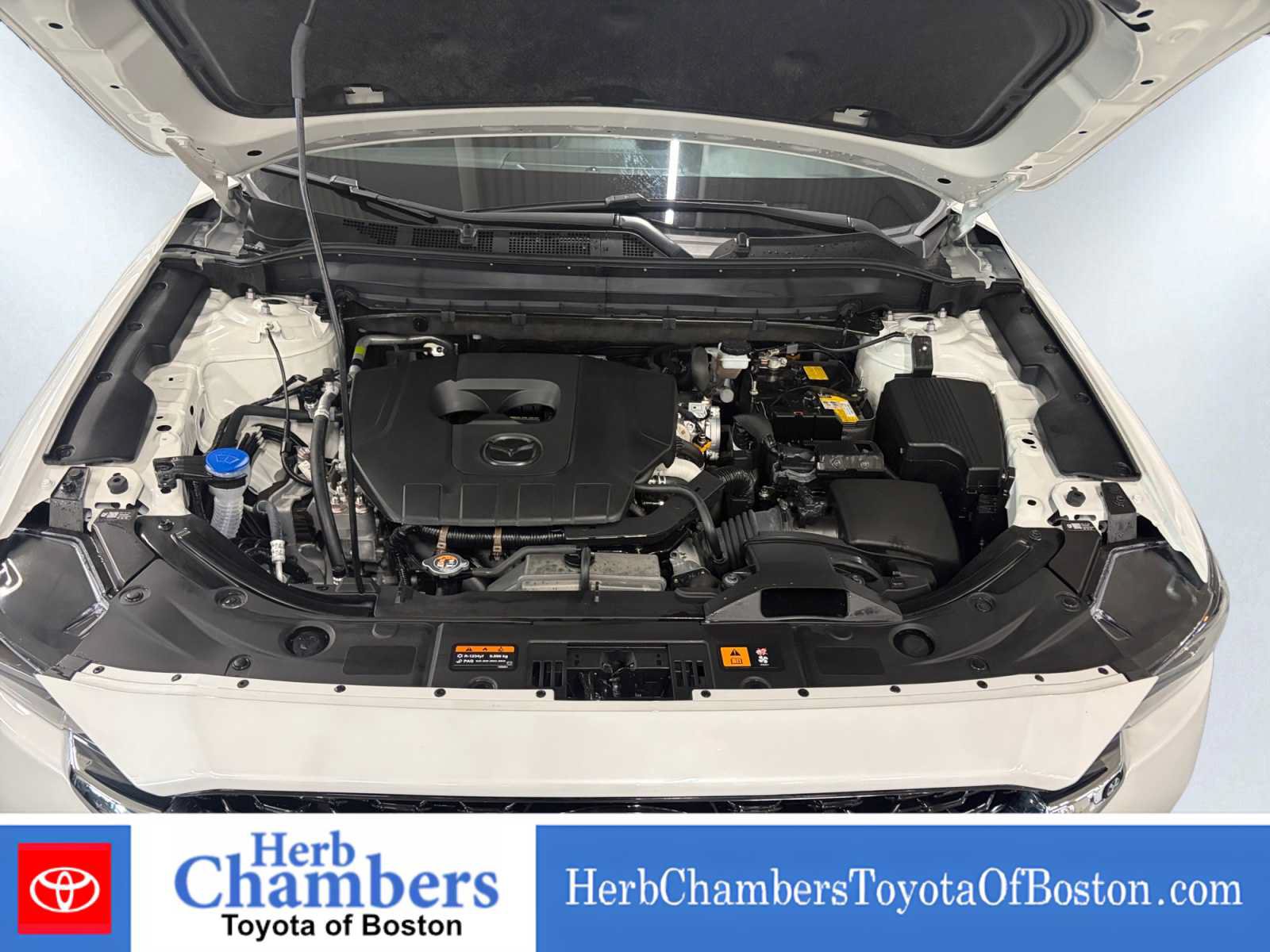 Used 2025 MAZDA CX-5 AWD 2.5 S w/ Preferred Package image 8