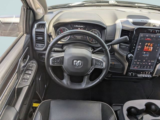 Used 2024 RAM 2500 Laramie AWD/4WD image 15