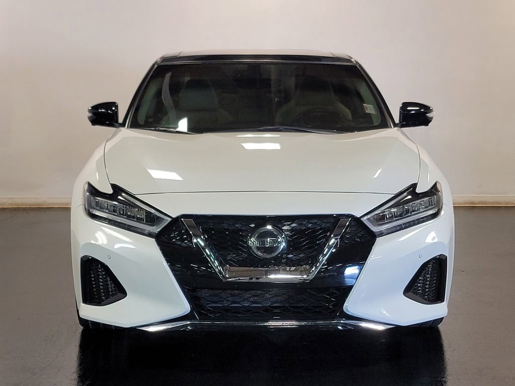 Used 2017 Nissan Maxima Platinum w/ Medallion Package image 3