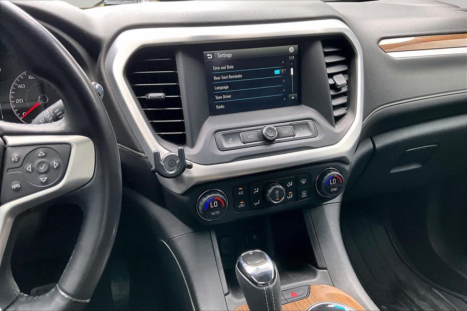 Used 2019 GMC Acadia SLE FWD image 7