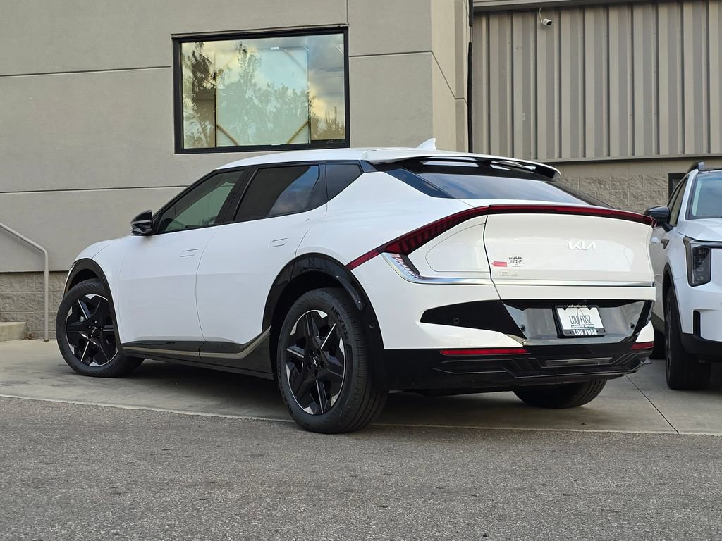 New 2025 Kia EV6 Wind image 18