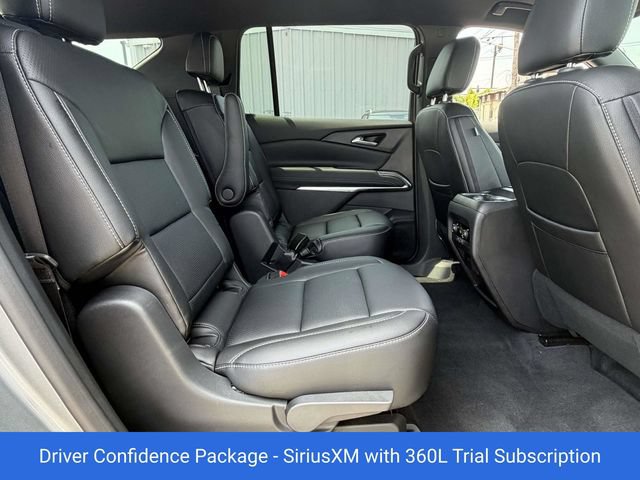 Certified 2025 Chevrolet Traverse LT w/ Driver Confidence Package FWD image 9