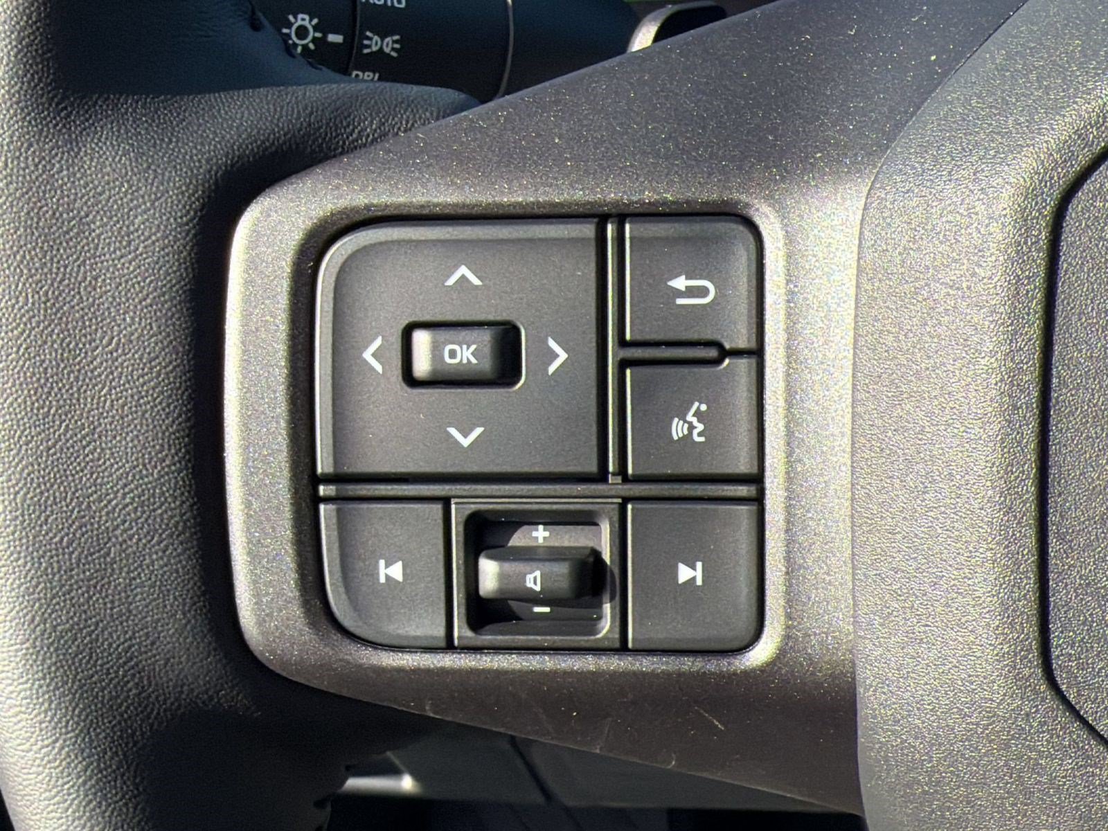 Used 2026 Toyota RAV4 XSE w/ Panoramic Sun Roof Package AWD/4WD image 17