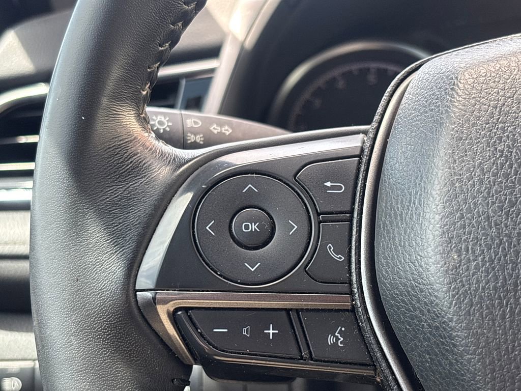 Used 2024 Toyota Camry SE image 20