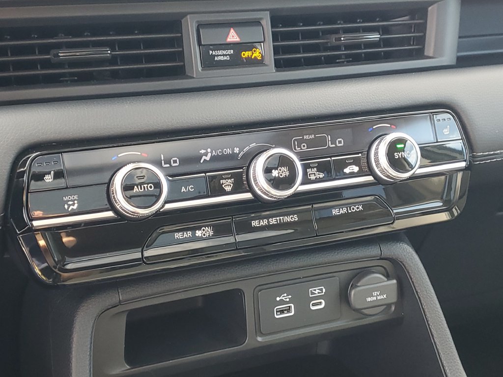 Certified 2025 Honda Pilot Touring image 30