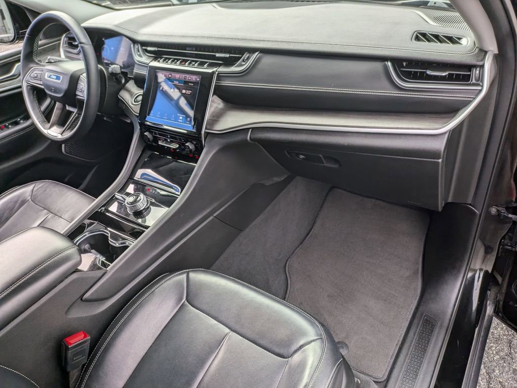 Used 2022 Jeep Grand Cherokee L Limited image 28