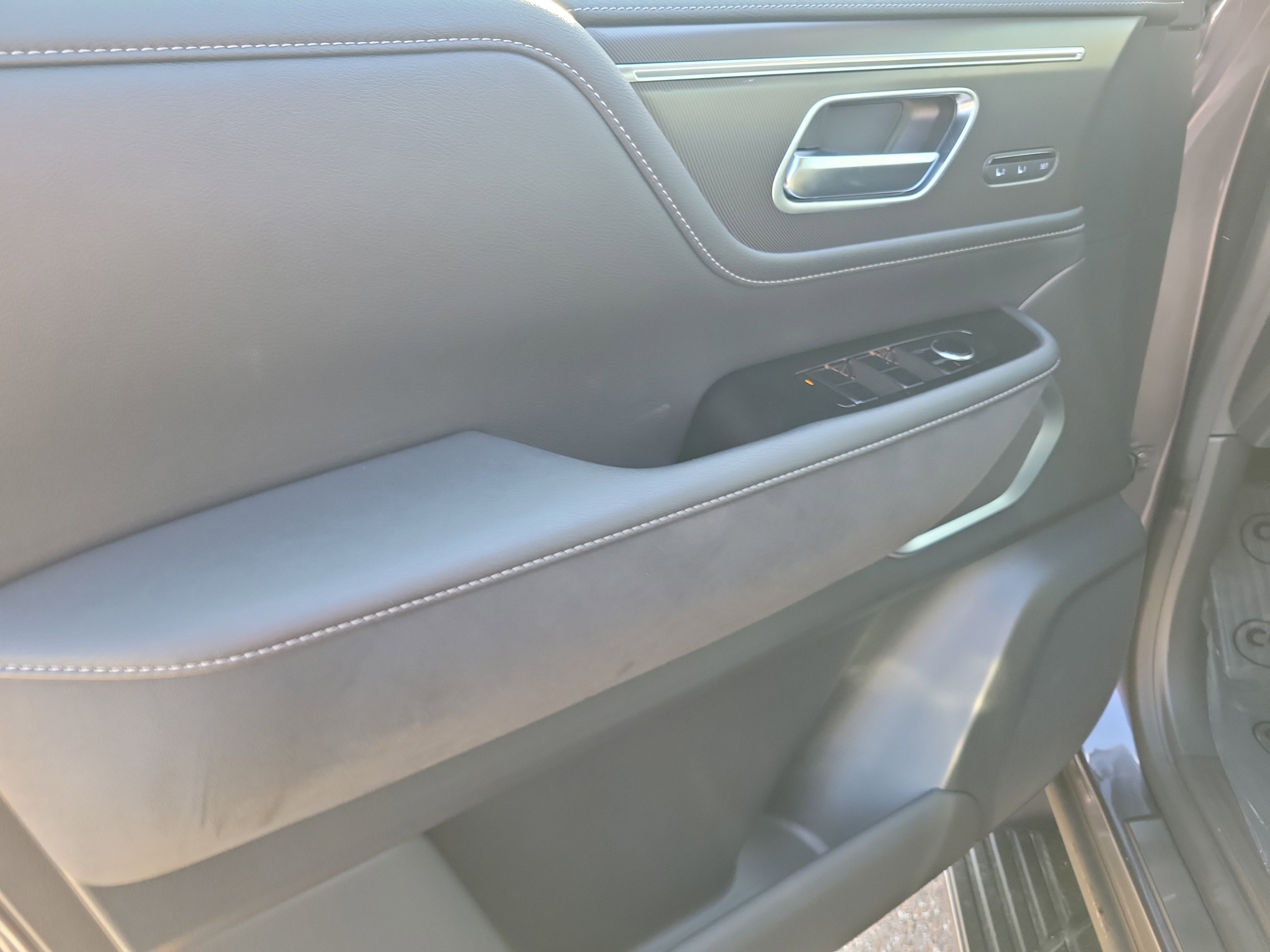 New 2026 INFINITI QX80 Luxe w/ Cargo Package image 15