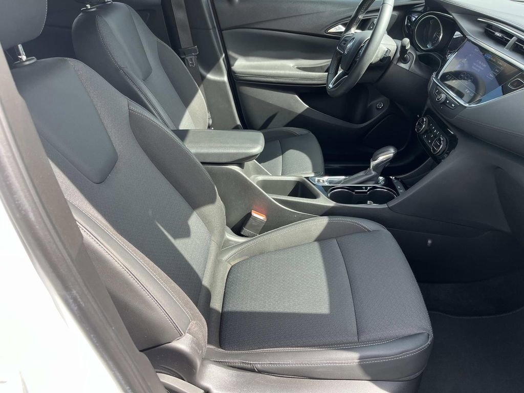 Certified 2022 Buick Encore GX Select image 28