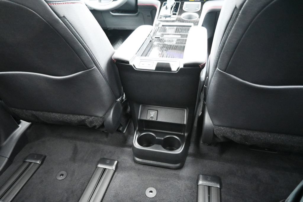 New 2026 Toyota Sienna XSE FWD image 20