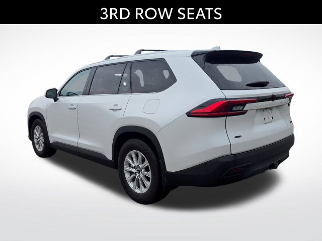 Used 2024 Toyota Grand Highlander AWD image 3