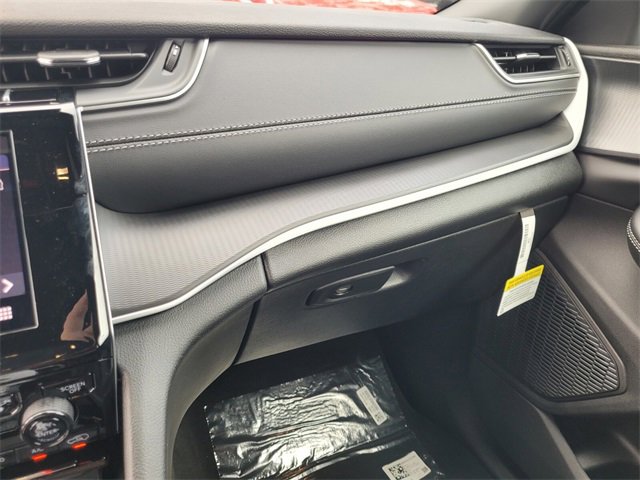 New 2025 Jeep Grand Cherokee Laredo image 27