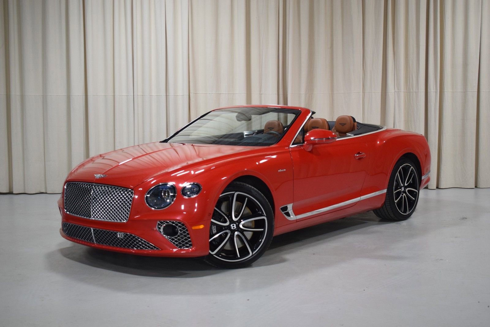 Certified 2023 Bentley Continental GT Azure image 8
