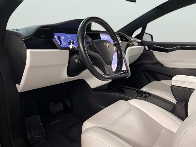 Used 2018 Tesla Model X 75D AWD/4WD image 26