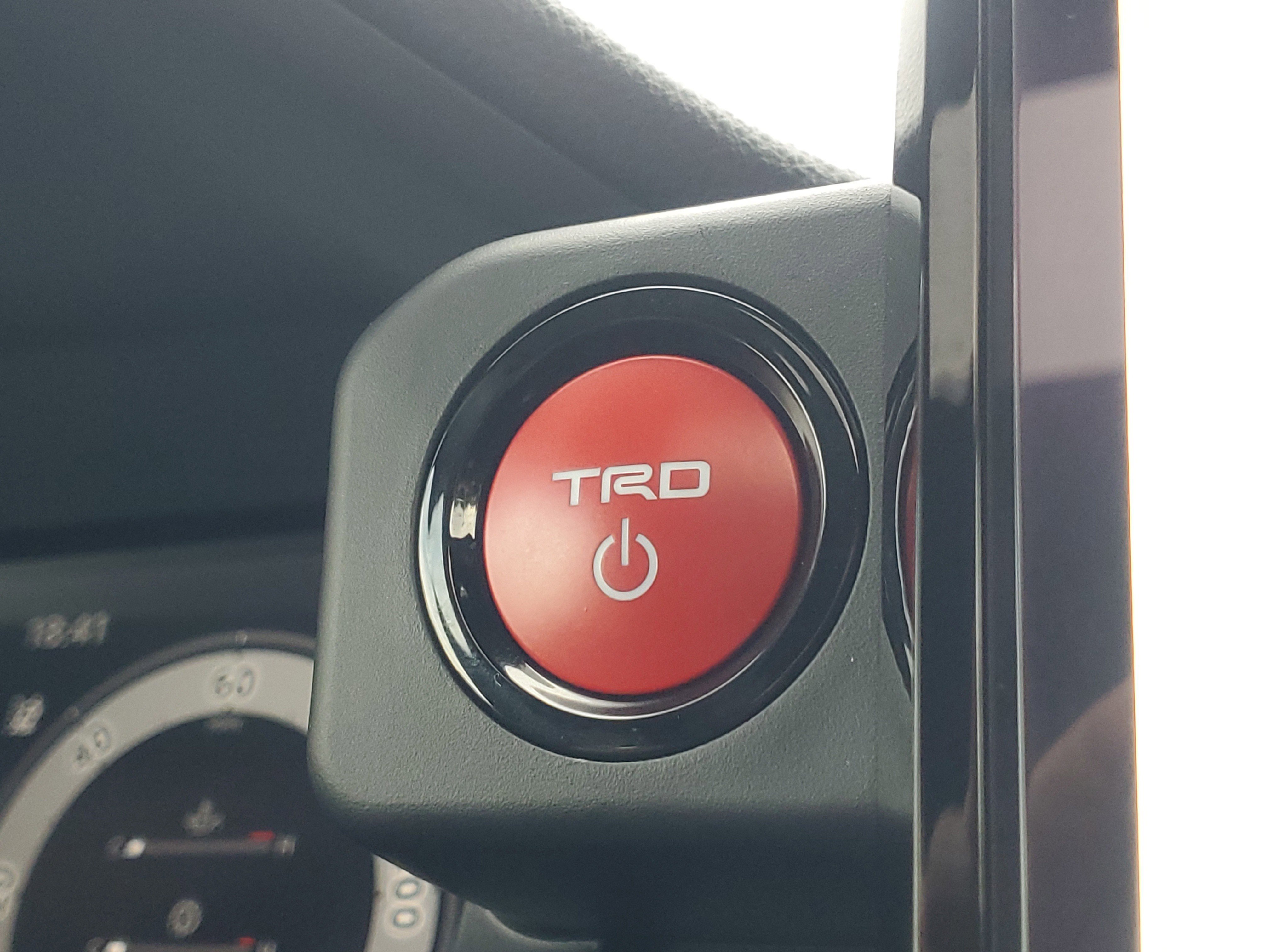 Certified 2025 Toyota Tacoma TRD Pro AWD/4WD image 31