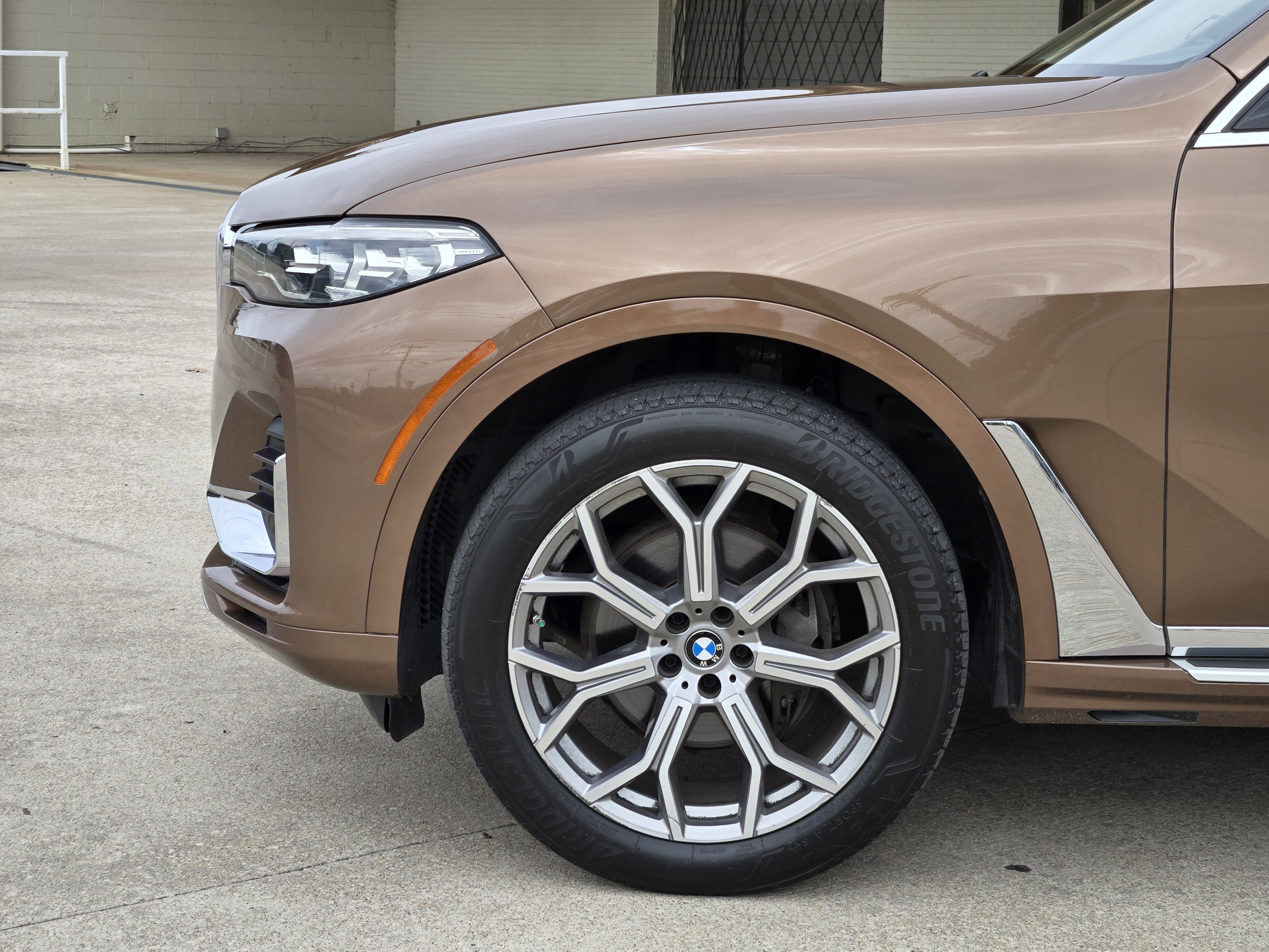 Used 2020 BMW X7 xDrive40i AWD/4WD image 15