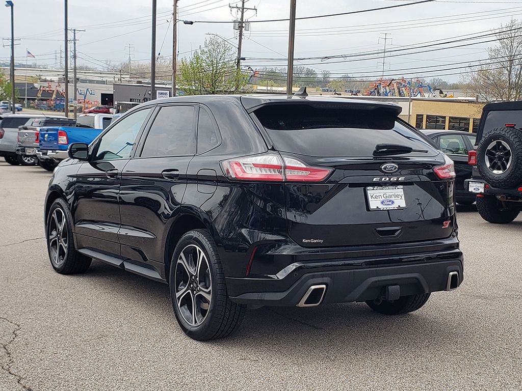 Used 2023 Ford Edge ST image 7