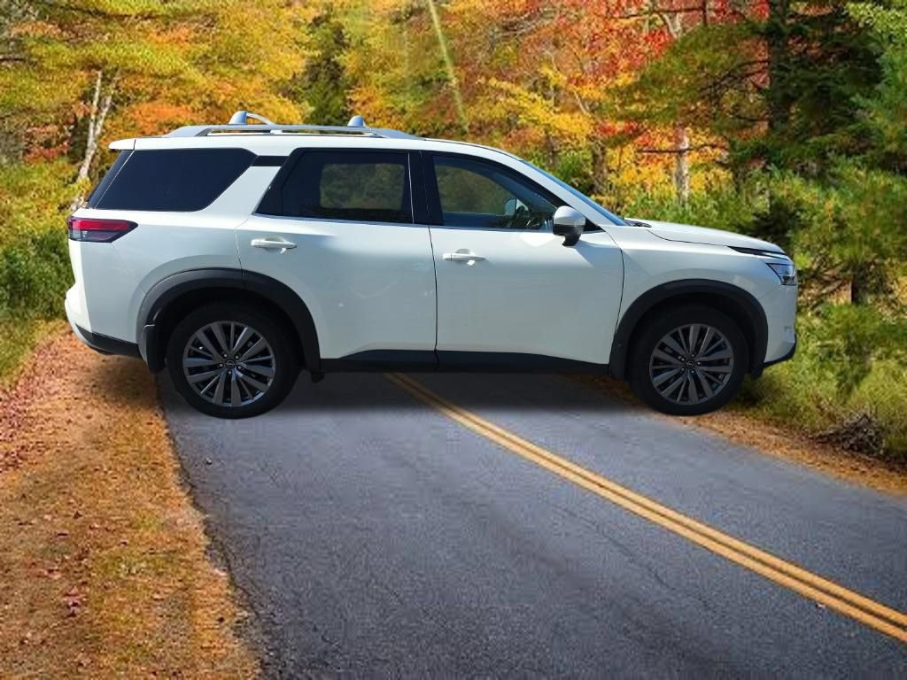 Used 2023 Nissan Pathfinder SL w/ SL Premium Package AWD/4WD image 9