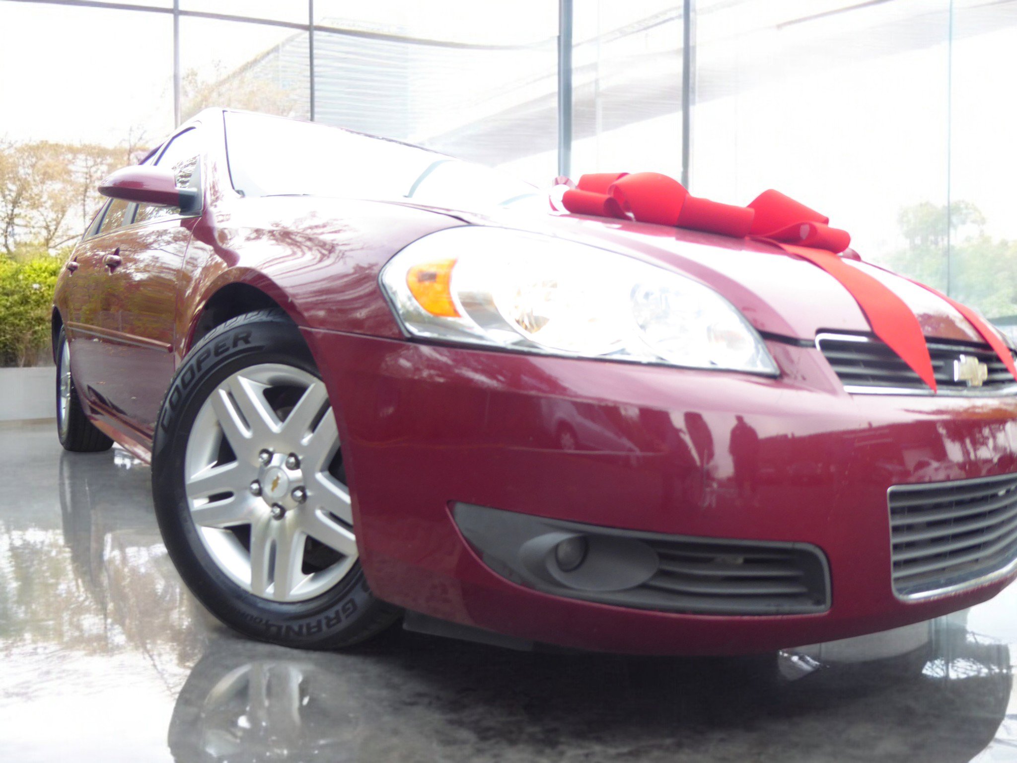 Used 2011 Chevrolet Impala LT w/ Luxury Edition Package image 1